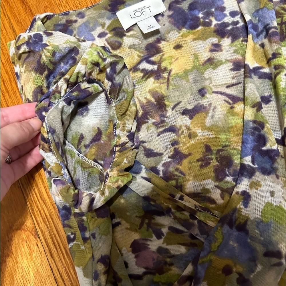 Ann Taylor LOFT Empire Floral Y2K Blouse Top Size M - Picture 3 of 9